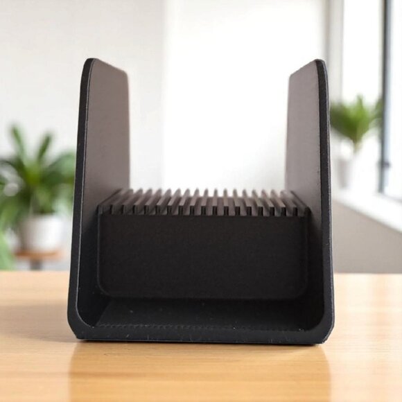 Modern Business Card Holder - 3D Printed - High Quality - Multi-Color - Picture 11 of 15